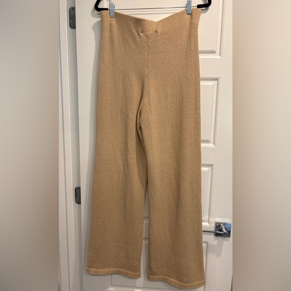 Tan Sleeveless Button-Up Top and Pants Set - Picture 2 of 5